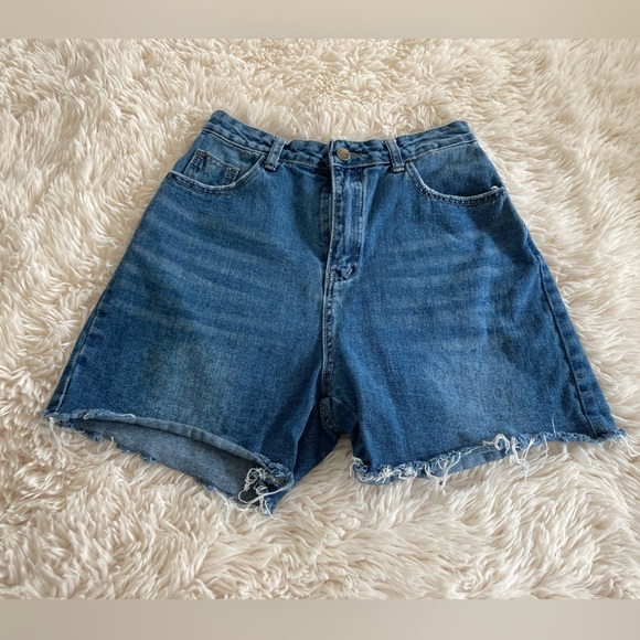SHEIN Pants - SHEIN Frayed Hem Blue Jean Shorts